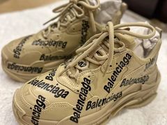 -BALENCIAGA(比斯特苏州购物村店)