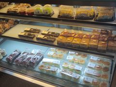 面包甜点陈列柜-红叶蛋糕(广达路总店)