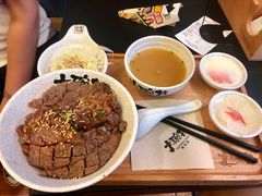 -熊吞·大碗丼烧肉饭(济宁万达广场店)