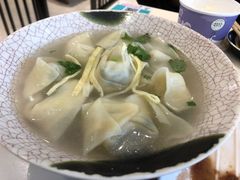 荠菜鲜肉馄饨-泰康食品(南京东路店)