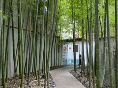 -穹六人间 people 6(岳阳路店)