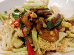 有机花菜-阿瓦山寨·湘菜现炒·剁椒鱼头王(咸阳总店)