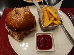 -WOLFGANG PUCK KITCHEN & BAR(迪士尼小镇店)