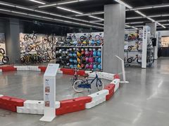 -迪卡侬(徐泾店)