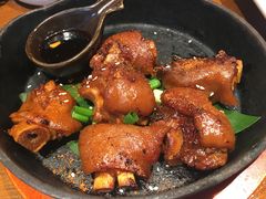 个旧烤猪蹄-云海肴云南菜(花园城店)