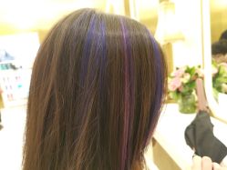 -变画·发型STUDIO