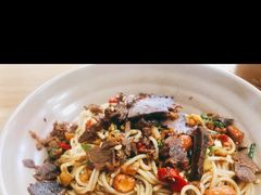 -万方圆拌粉瓦罐汤(九江湖滨店)