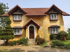 -黄色小屋