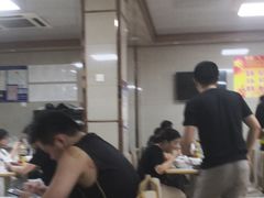 -周震馄饨