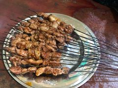 烤羊肉串-张四烤羊肉(西藏自治区拉萨市丹杰林巷店)