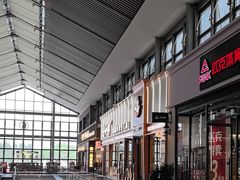 -王府井奥莱棋盘山小镇