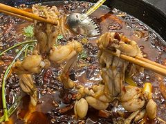 -鸿顺老铁锅美蛙鱼府(解放碑店)