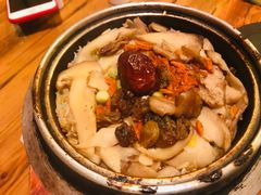 -百年石锅饭·朝鲜族传统民餐