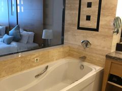 -海创大连科技交流中心(海事大学地铁站店)