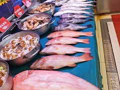 -今鲜源酒店·海鲜锅贴青岛菜(新湛路店)