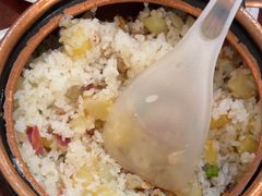 -姚记抚仙湖石锅鱼庄