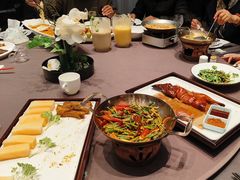 -香山湖家家宴(中山陵店)
