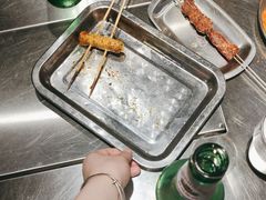 -马路牙子烧烤音乐酒馆(望京店)