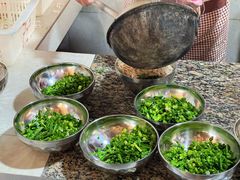 -正宗杨记普洱酸醋米线(总店)