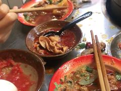 -咏勝锑锅麻辣烫(净居寺路总店)