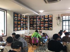 菜单墙-哈尔滨春饼(朝山街店)