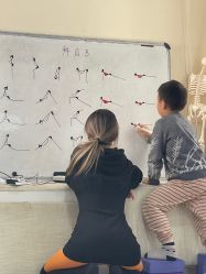 -亚太瑜伽普拉提学院