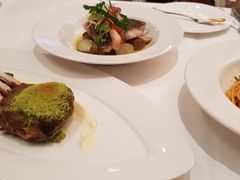 -龙虾酒吧扒房(宁波香格里拉店)