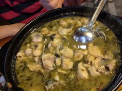 -临江餐馆二楼美食部落