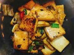-眷江南之小蓝鲸(王府大街店)