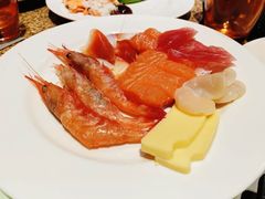 -怡咖啡海鲜自助餐厅(浦东香格里拉店)