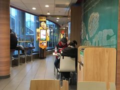 -麦当劳(虹梅路地铁站店)