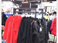 -NIKE上海青浦优选体验店