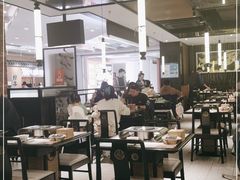 大堂-江边城外烤全鱼(世茂广场店)