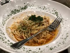 -Chom Cafe and Restaurant