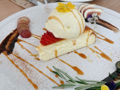 -Mark&Mars Restaurant