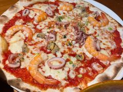 -JINNS锦时 steak&pizza(浸信会礼拜堂旧址店)