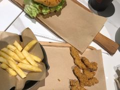 -必胜客(万达百货店)