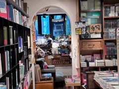 -橡皮书店(翠湖北路店)