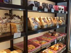 -红宝石·鲜奶小方·海派西点房(丰庄店)