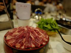 -鲜入围煮花胶鸡海鲜火锅