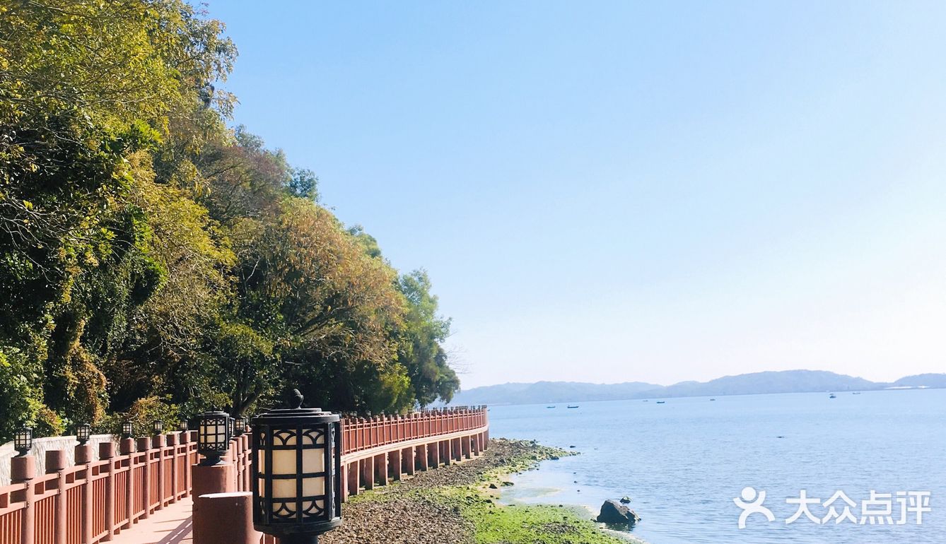 渡了船跨了海爬了山