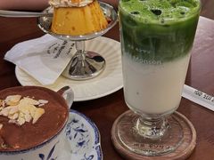 -Café Monson