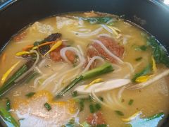 -银米·云南传统过桥米线(双廊黑金冠店)