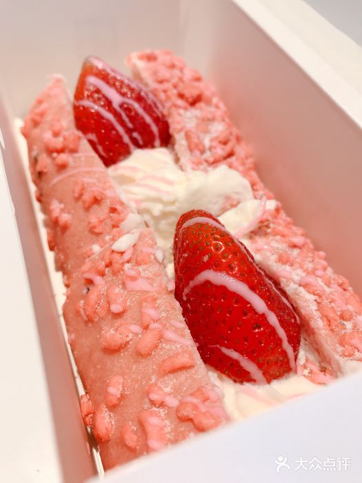 奈雪的茶(滨江宝龙店)-草莓魔法棒-菜-草莓魔法棒图片-杭州美食-大众