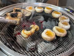 -围炉肉舍•炭烤活鳗•丹东海鲜烤肉(步行街店)