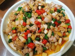 泡藕带炒牛蛙-付掌柜在成都·热炒砂锅集(金禾店)