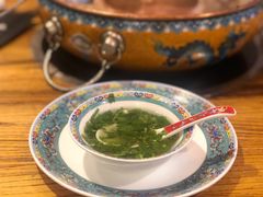 -毛辣果·贵州红酸汤牛肉火锅(西单店)