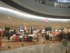 门面-优衣库(上海金桥太茂店)