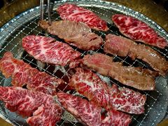 -山川小町·极番烧肉(新地假日广场店)