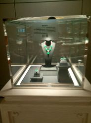 -北京七彩云南翡翠珠宝旗舰店(月坛店)